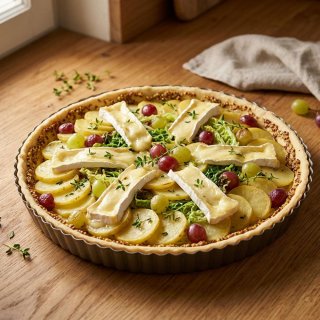Kartoffel-Wirsing-Tarte mit Camembert, Trauben und