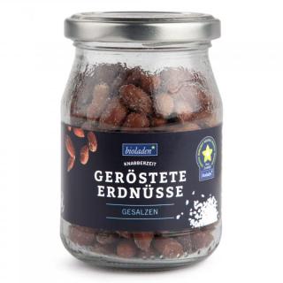 geröstete Erdnüsse gesalzen im Pfandglas