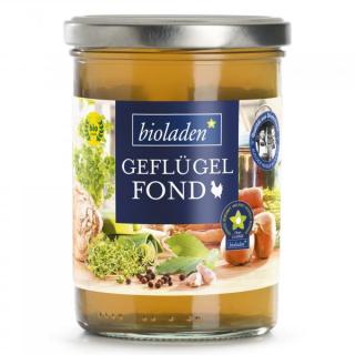 Geflügelfond im Glas *bioladen