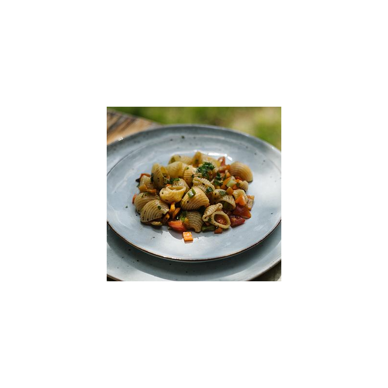 Mediterraner Nudelsalat