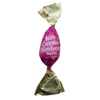 Weiße Ostereier mit Himbeer Cassis